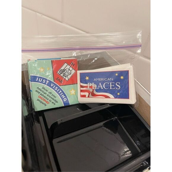 Monopoly America Edition - Picture 9 of 14